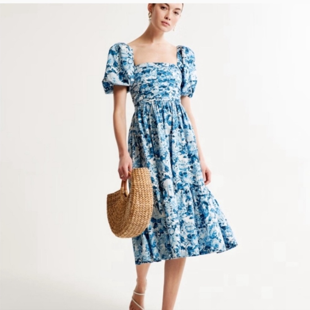 NWOT Abercrombie & Fitch Size L Blue Floral Poplin Puff Sleeve Dress
